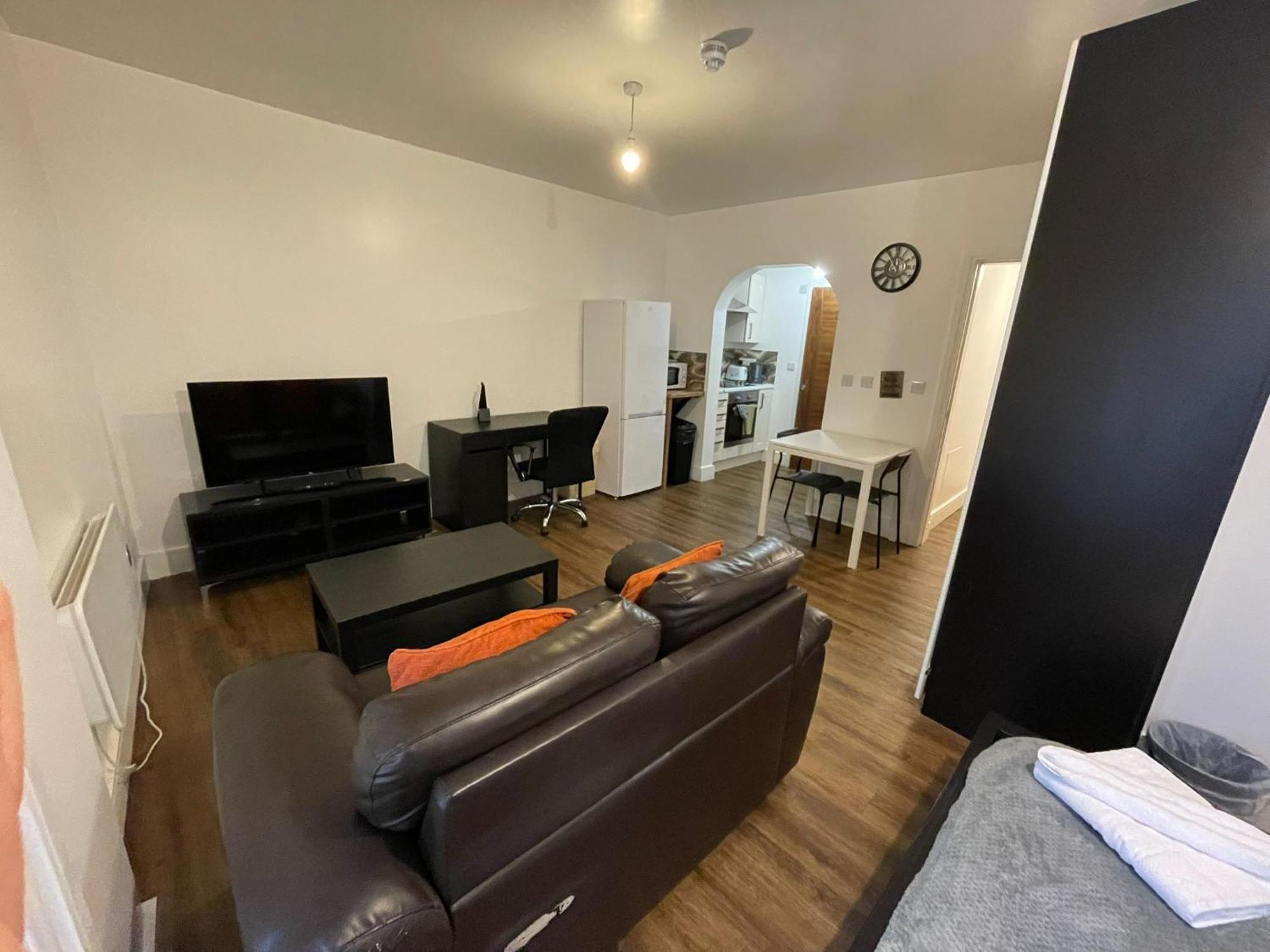 Sav Apartments Rutland Лестер Экстерьер фото